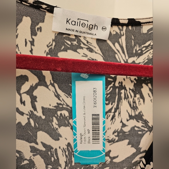 Nwt Kaileigh stitch fix edith faux wrap dress med petite - Picture 7 of 7